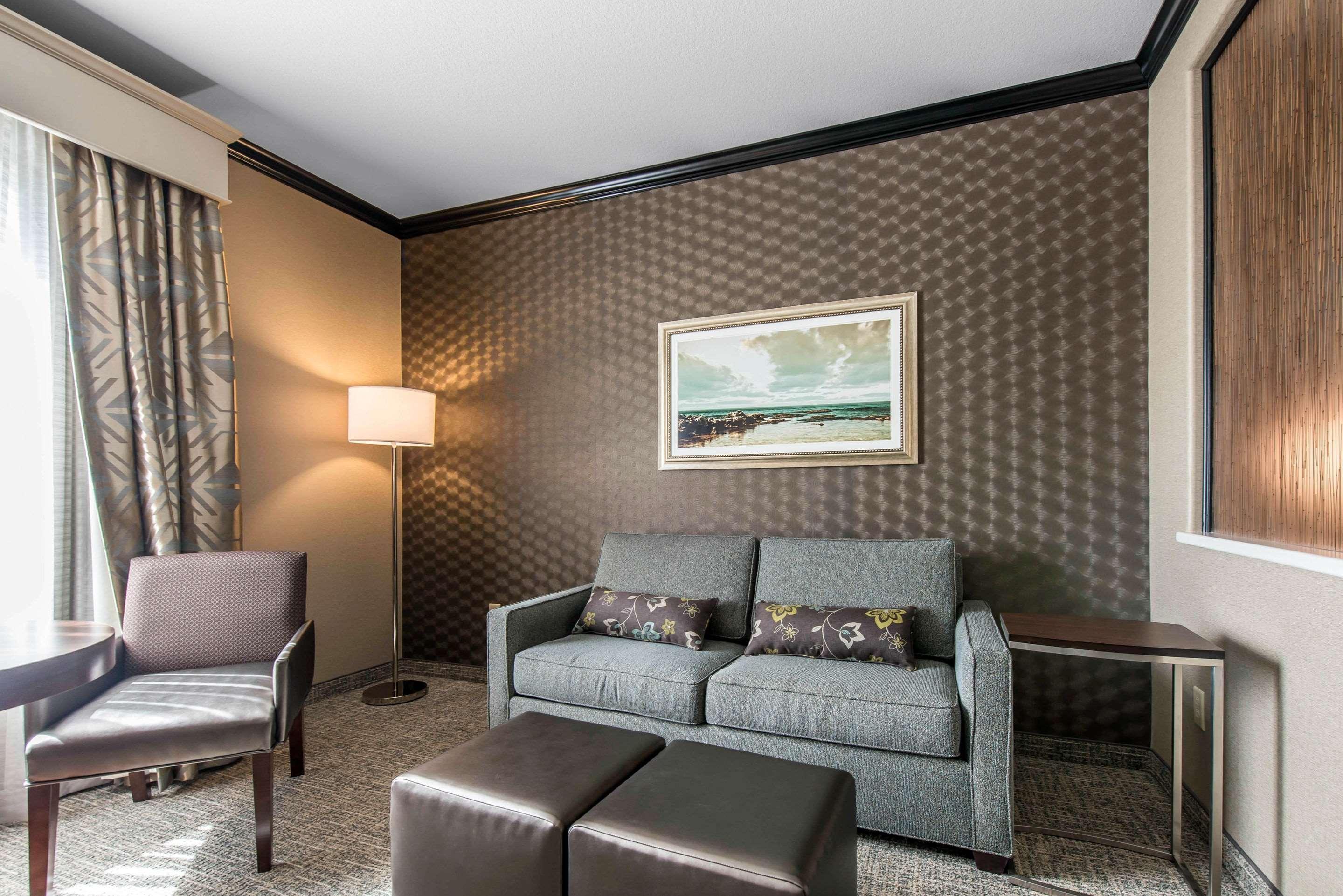 גארדן סיטי The Heritage Inn & Suites, Ascend Hotel Collection מראה חיצוני תמונה