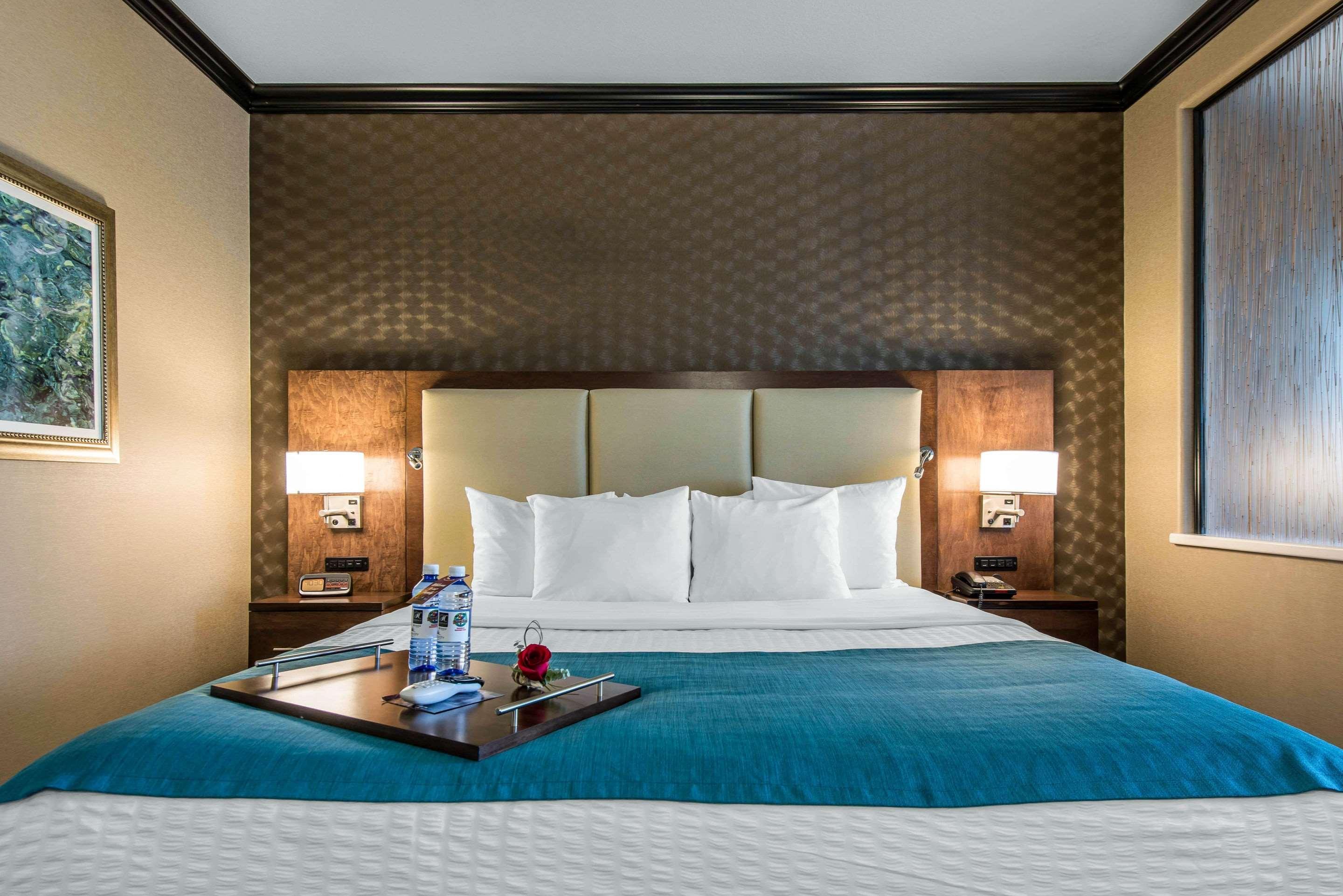 גארדן סיטי The Heritage Inn & Suites, Ascend Hotel Collection מראה חיצוני תמונה