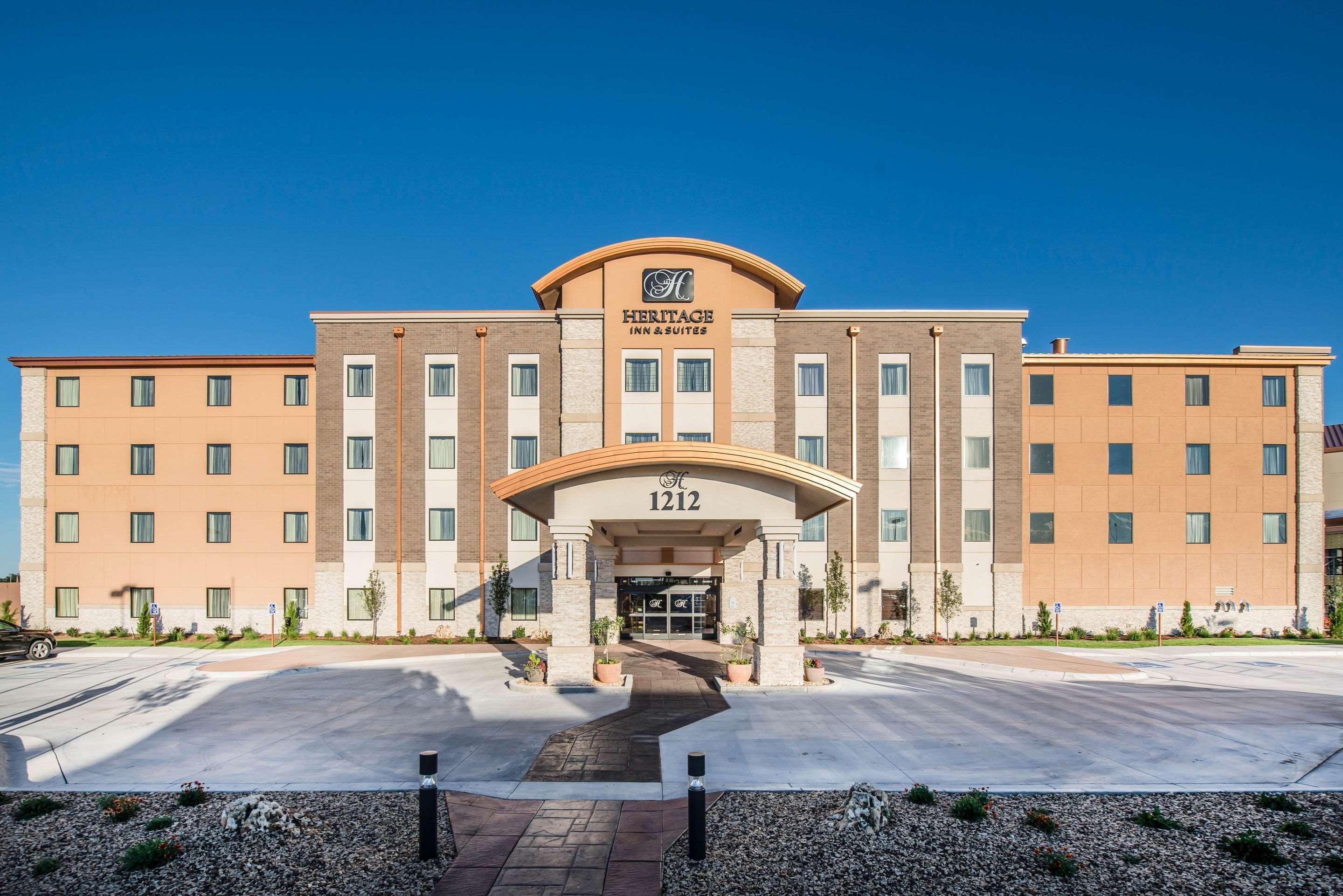 גארדן סיטי The Heritage Inn & Suites, Ascend Hotel Collection מראה חיצוני תמונה