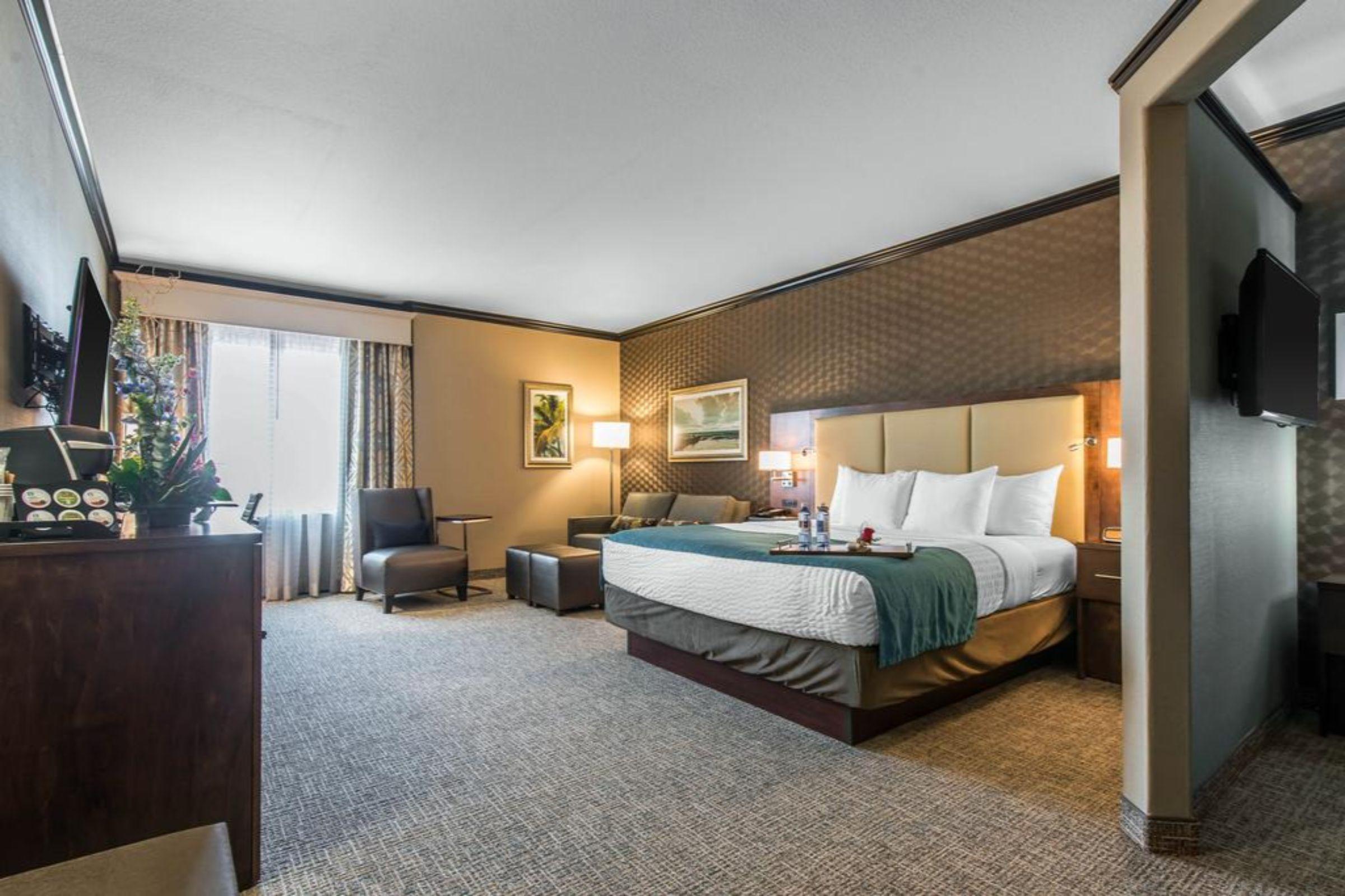 גארדן סיטי The Heritage Inn & Suites, Ascend Hotel Collection מראה חיצוני תמונה