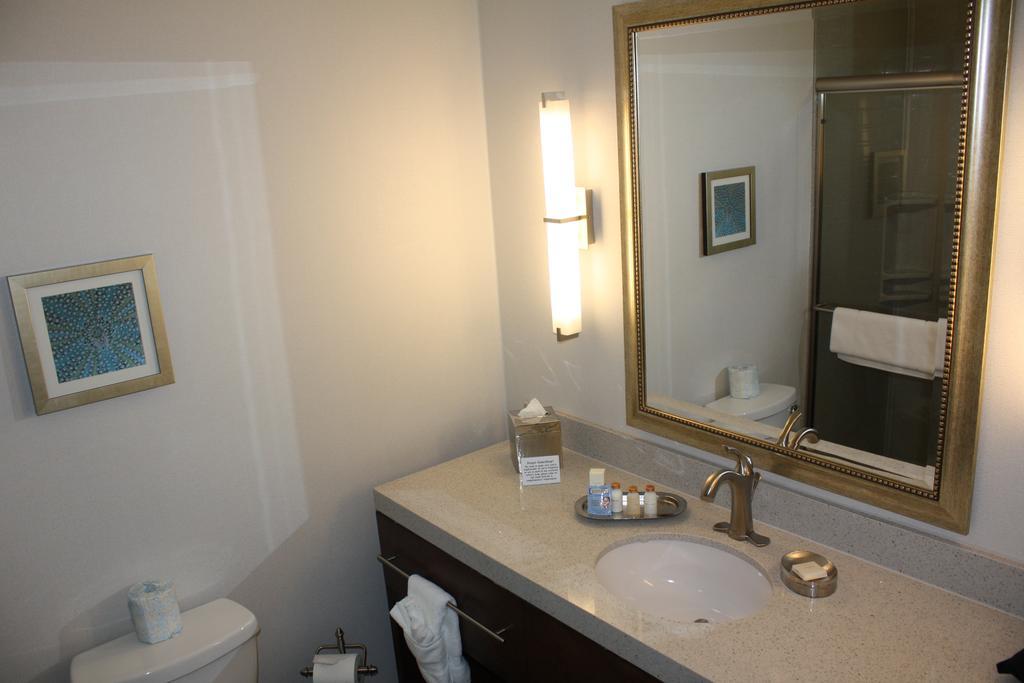 גארדן סיטי The Heritage Inn & Suites, Ascend Hotel Collection מראה חיצוני תמונה