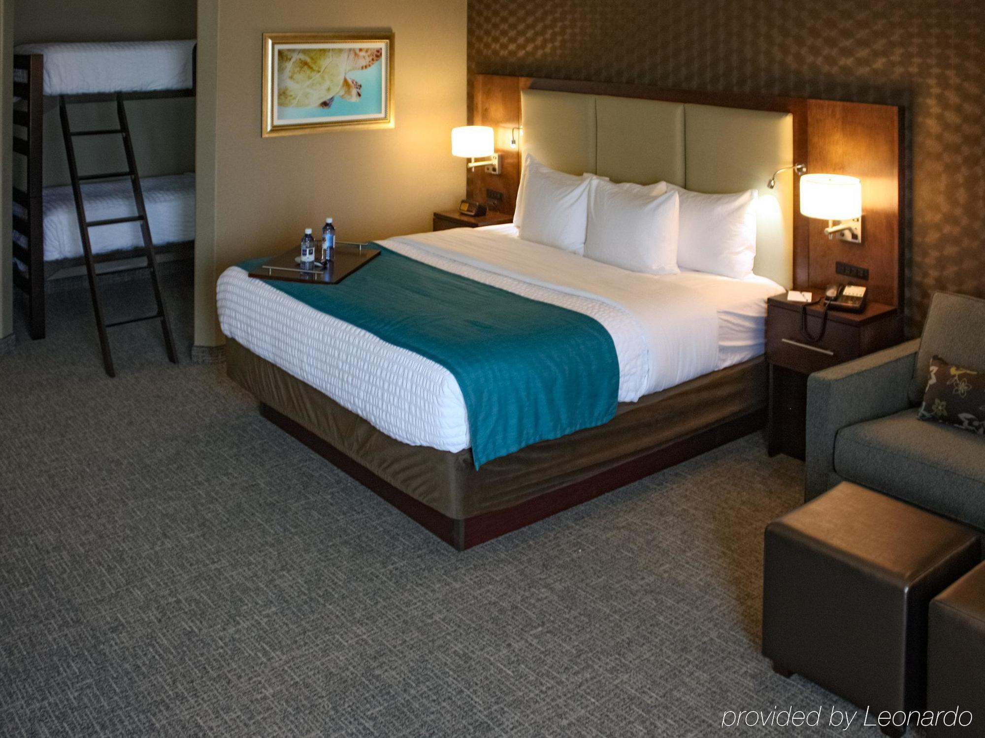 גארדן סיטי The Heritage Inn & Suites, Ascend Hotel Collection מראה חיצוני תמונה
