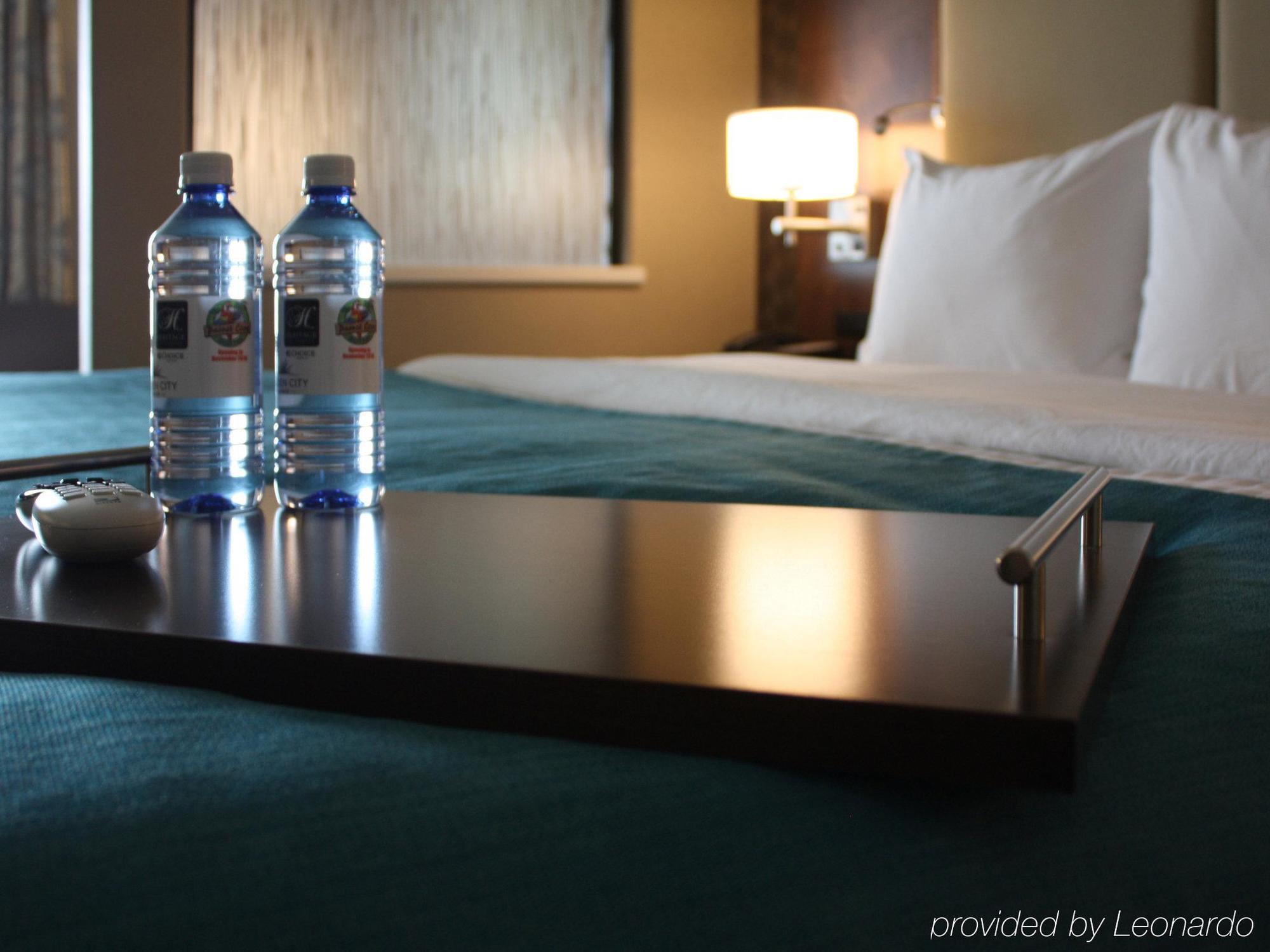 גארדן סיטי The Heritage Inn & Suites, Ascend Hotel Collection מראה חיצוני תמונה