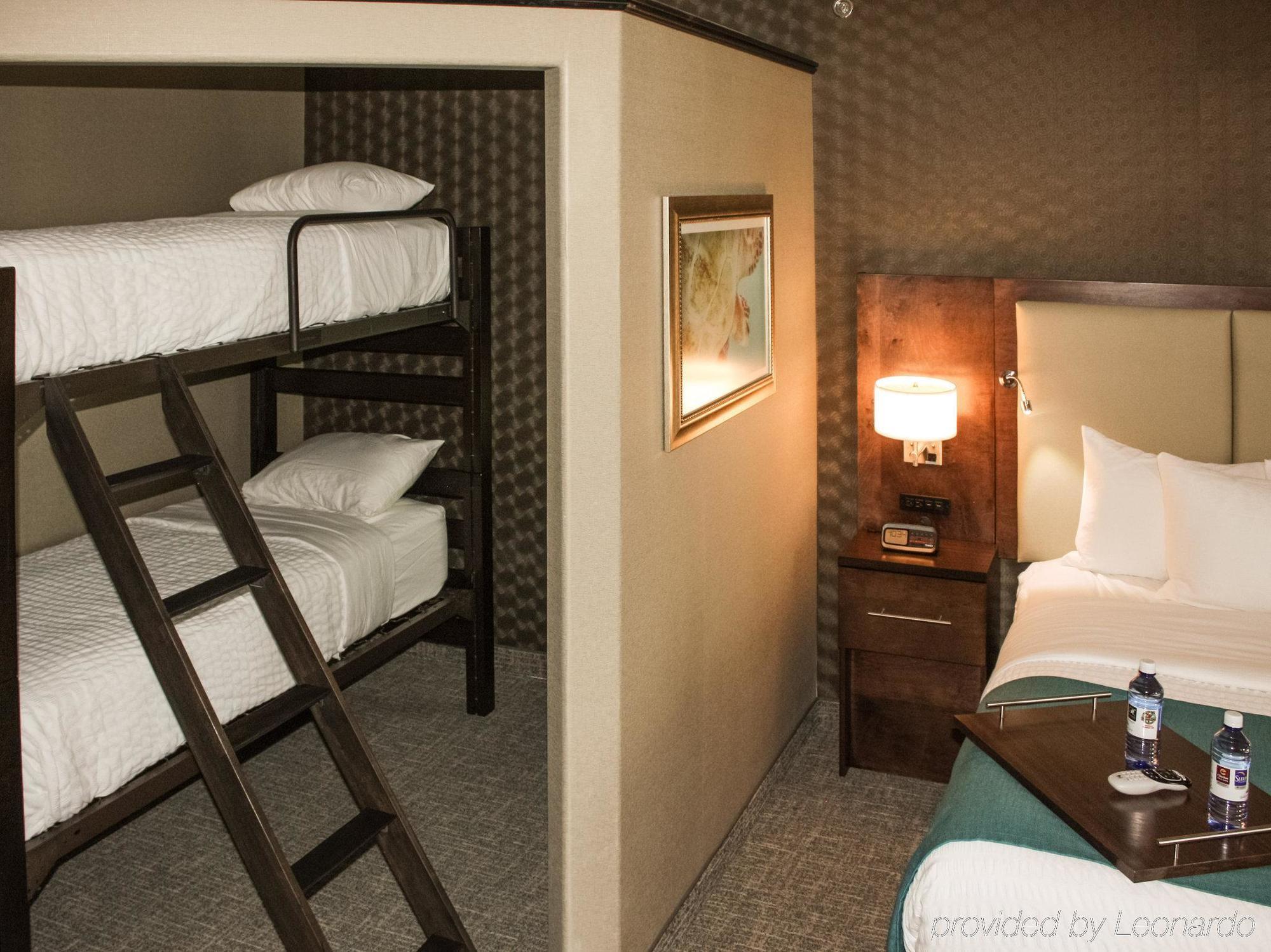גארדן סיטי The Heritage Inn & Suites, Ascend Hotel Collection מראה חיצוני תמונה